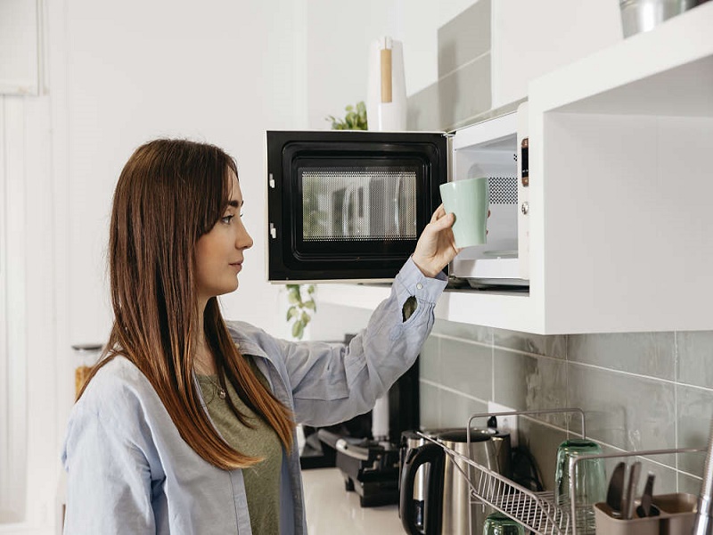 Microwave oven- Advantages of Using Microwave Ovens