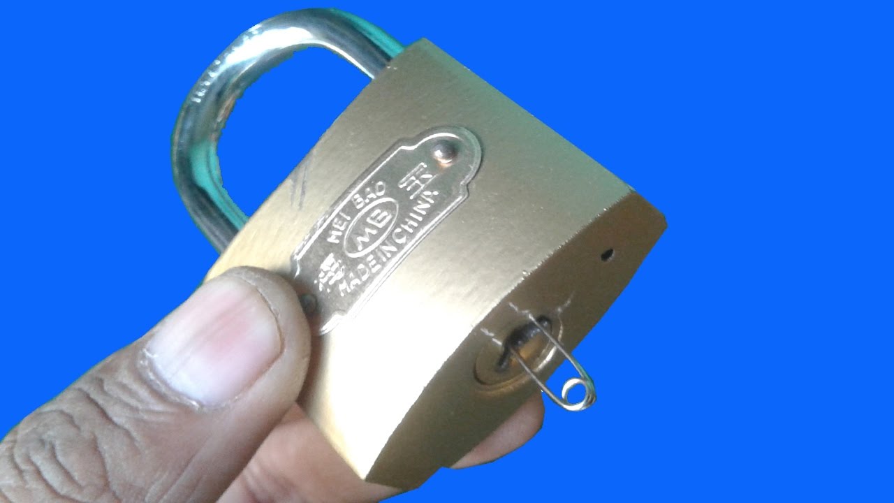 open a padlock with clip