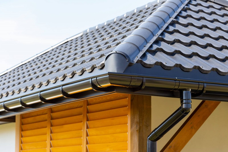 How to Choose the Best Gutters for Your Home: A Comprehensive Guide