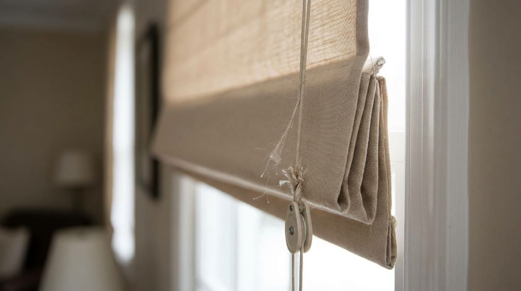 Tampa home window blinds affected by humidity damage