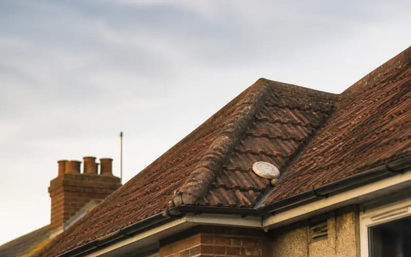 Bizarre Items Found On Rooftops